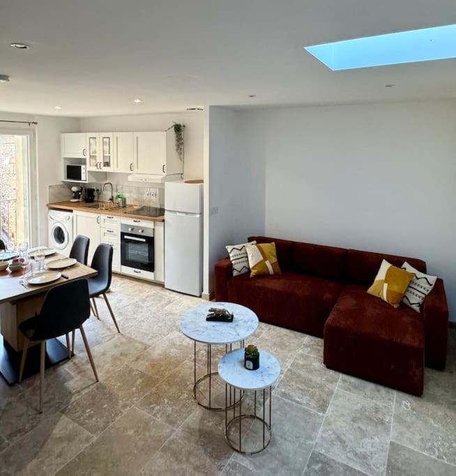 Appartement Lumineux Avec Terrasses Le Luc Exteriör bild
